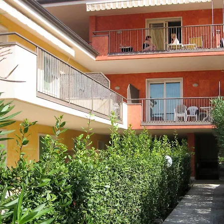 Appartamento Le Camelie 134s *